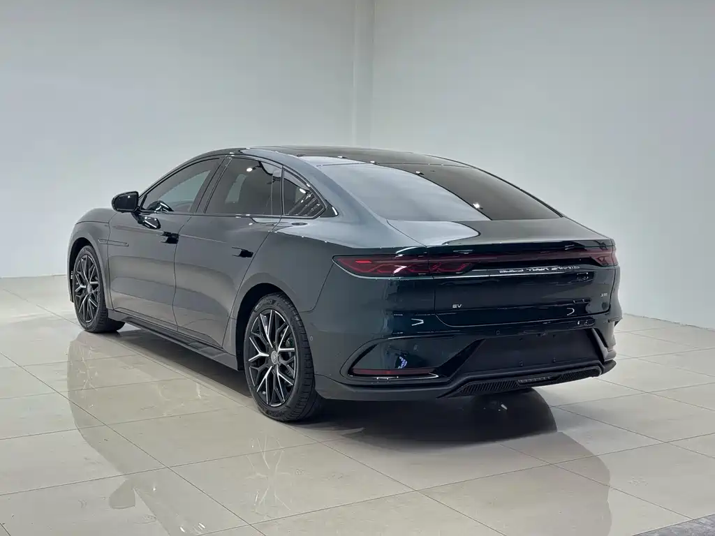 Han 2022 EV 610KM Four-Wheel Drive Qianshan Cui Limited Edition