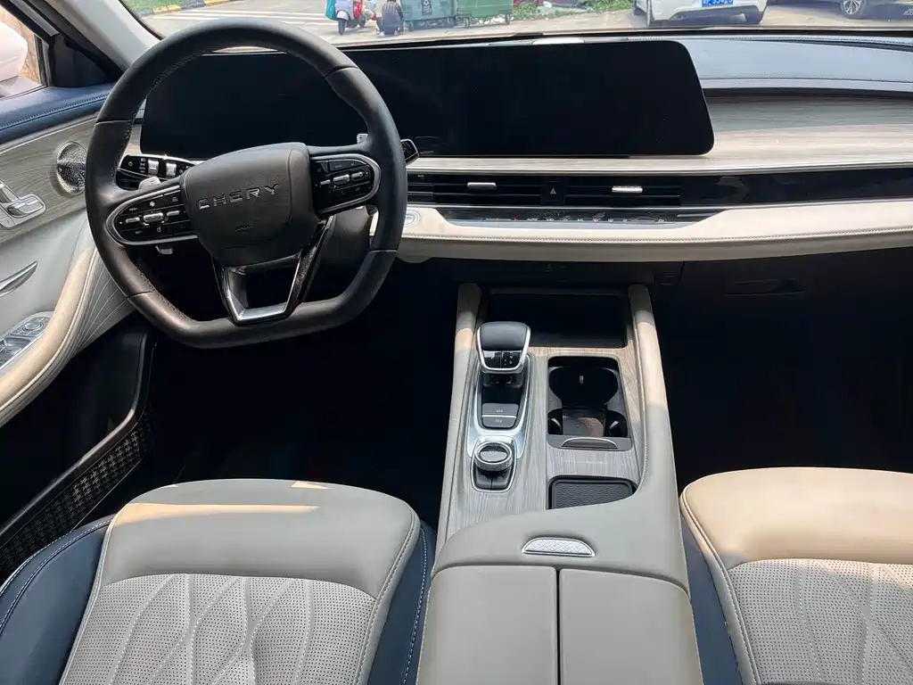 IARZ8 2022 Model 1.6T DCT Yar