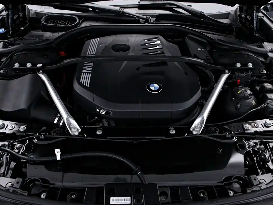 BMW 7 Series 2023 740Li Leading Edition M Sport Package