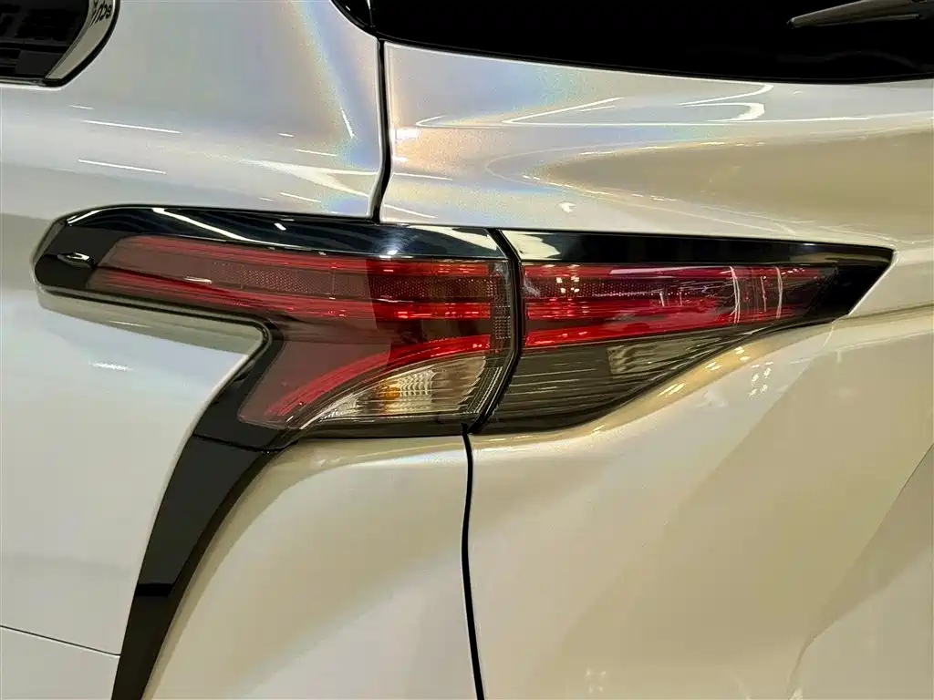 Sienna 2023 2.5L Hybrid Comfort Edition