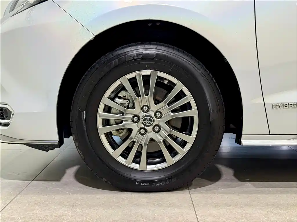 Sienna 2023 2.5L Hybrid Comfort Edition