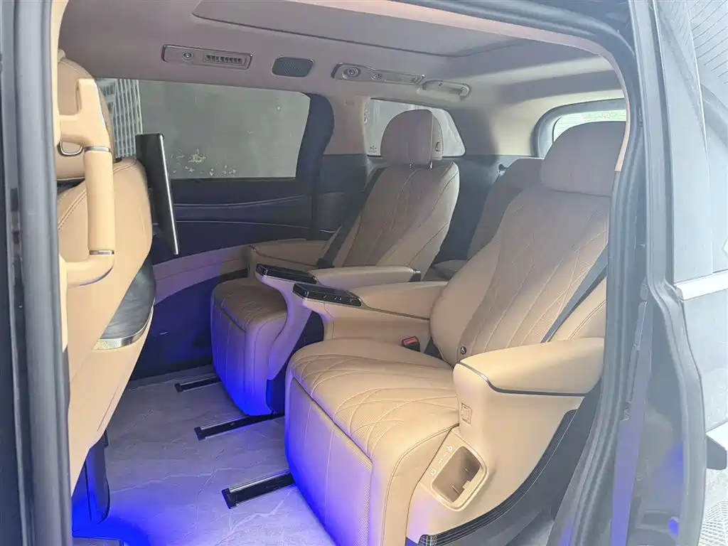 Tengri D9 2025 Model DM-i Intelligent Driving Edition 1020 All-Wheel Drive Prestige Version