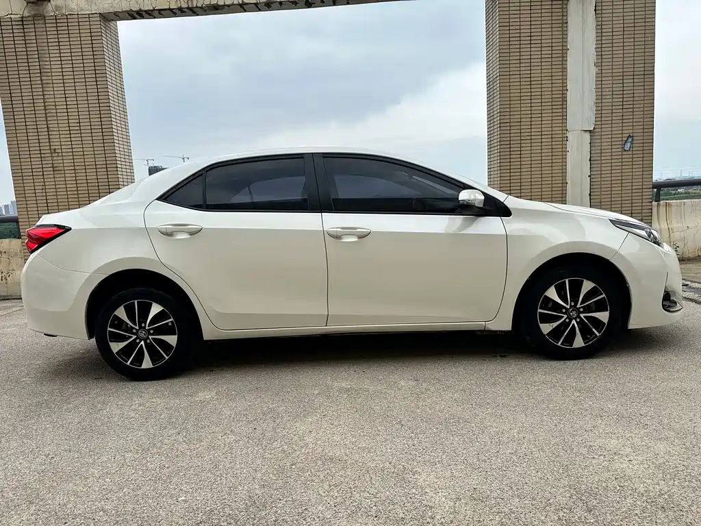 Camry 2018 185T CVT Prestige Edition National V