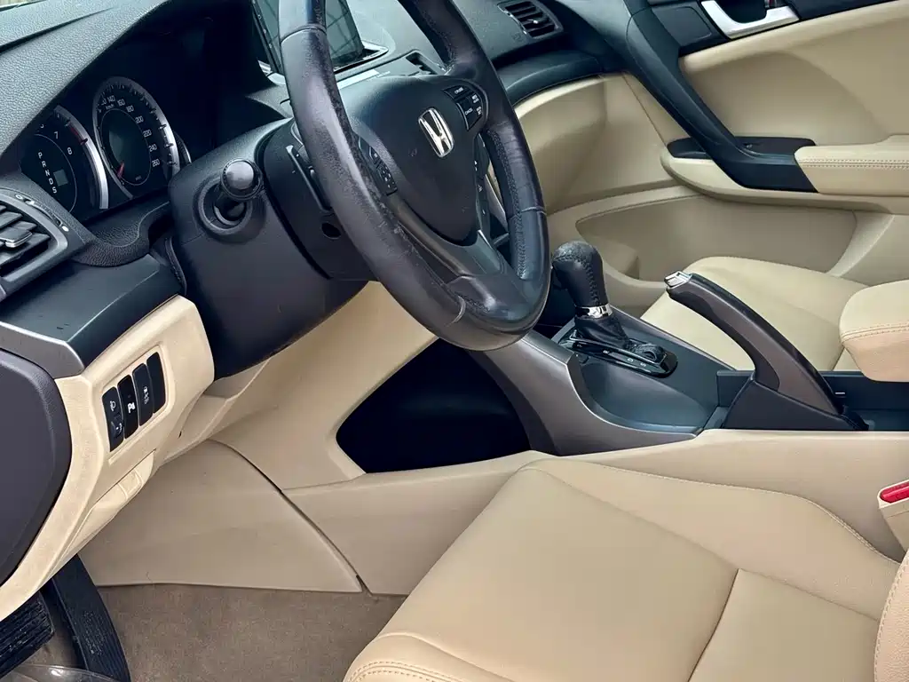 Civic 2013 2.4L Prestige Edition