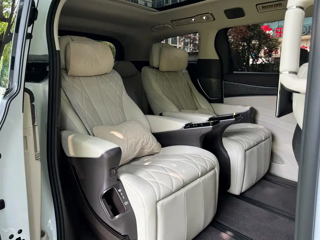 Tengri D9 2025 Model DM-i Intelligent Driving Edition 1020 All-Wheel Drive Prestige Version
