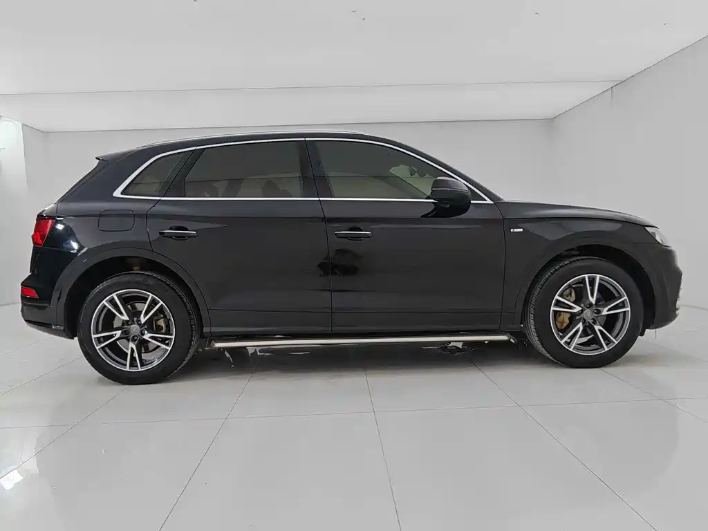 Audi Q5L 2020 40 TFSI Luxury Fashion Edition