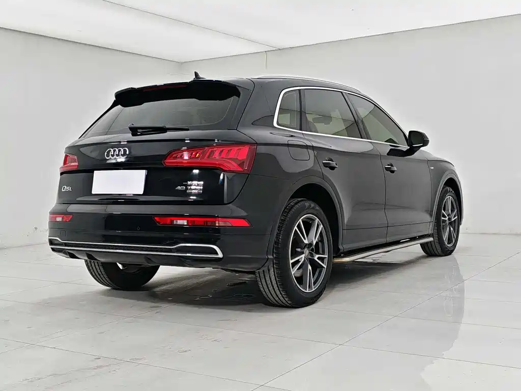 Audi Q5L 2020 40 TFSI Luxury Fashion Edition