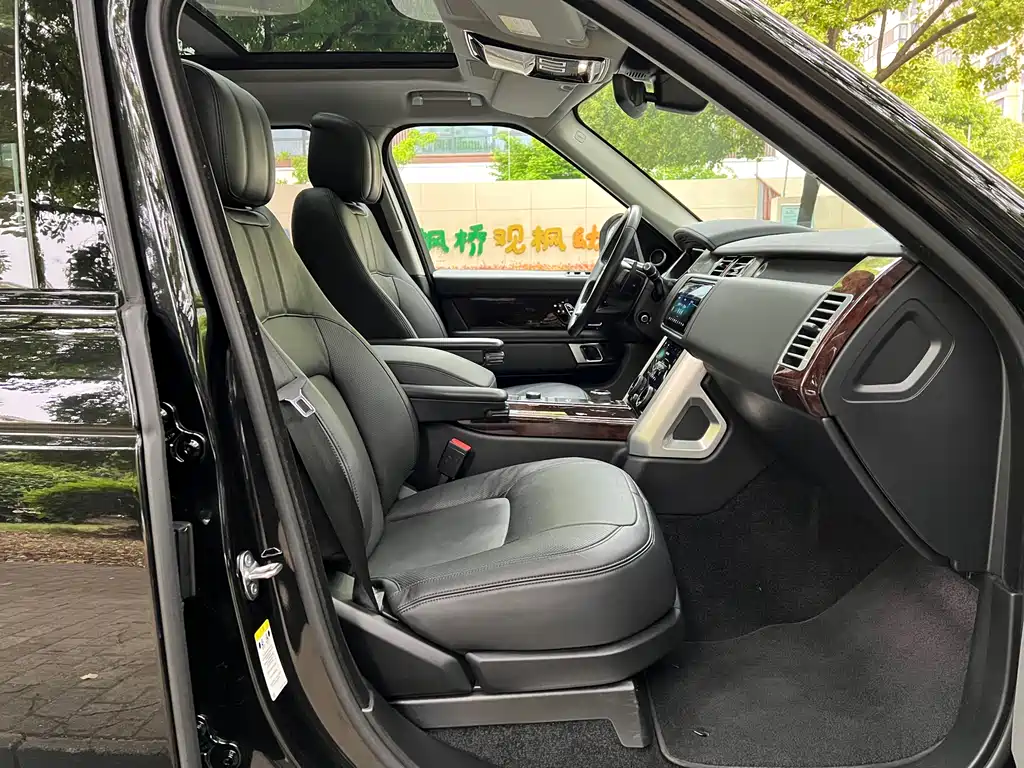 Range Rover 2021 3.0 L6 Legacy Edition