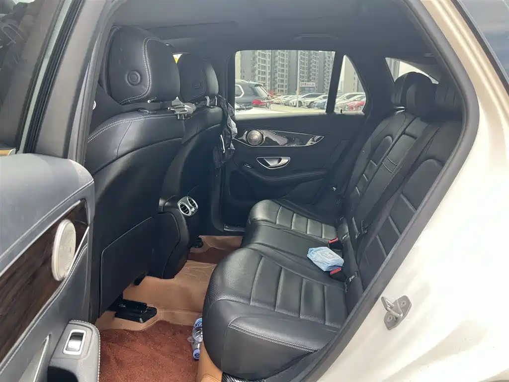 Mercedes-Benz GLC 2018 Facelift 260 4MATIC Dynamic Edition
