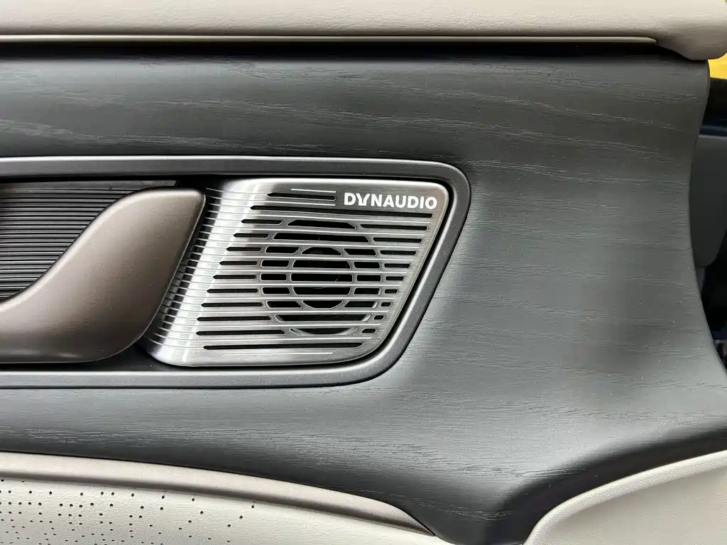 Tengri D9 2022 DM-i 970 All-Wheel Drive Flagship Model