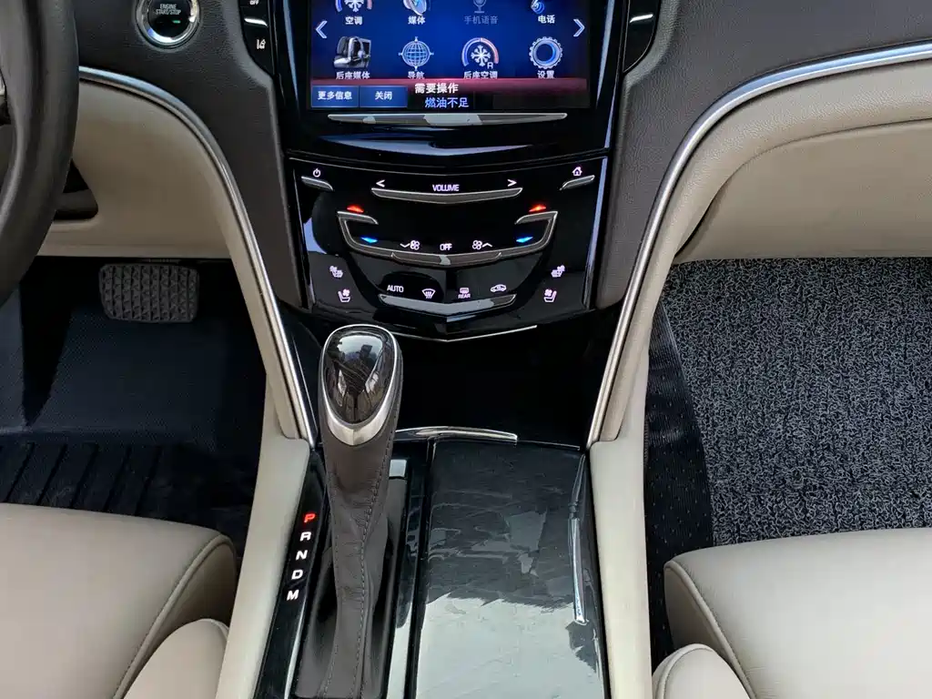Cadillac XTS 2015 28T Platinum Edition