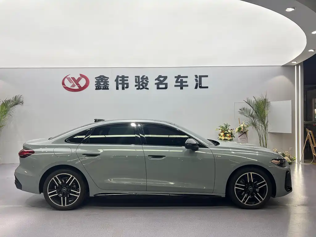 Audi A5 L 2026 model Sport Plus