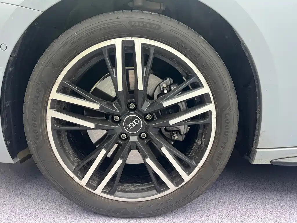 Audi A5 L 2026 model Sport Plus