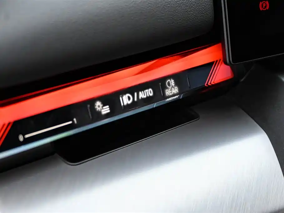 BMW i5 2025 model eDrive 40L M Sport Package