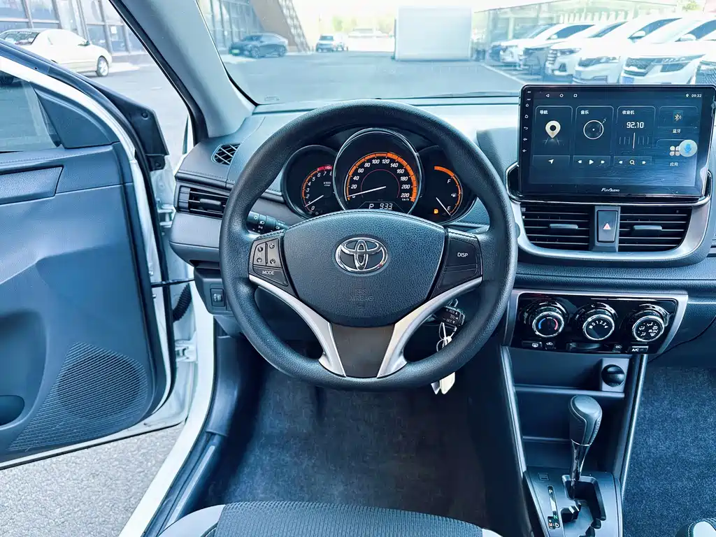 Yaris L 2022款 Yaris X 1.5L CVT Leading PLUS Edition