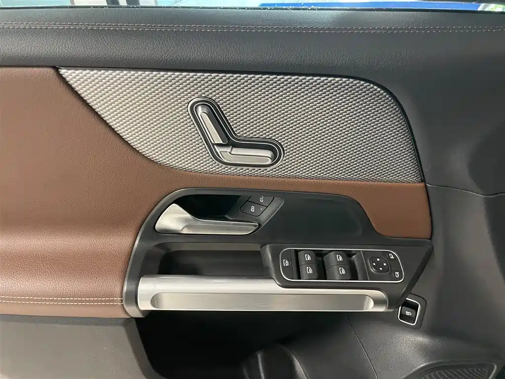 Mercedes-Benz GLB 2024 GLB 200 Sporty Edition