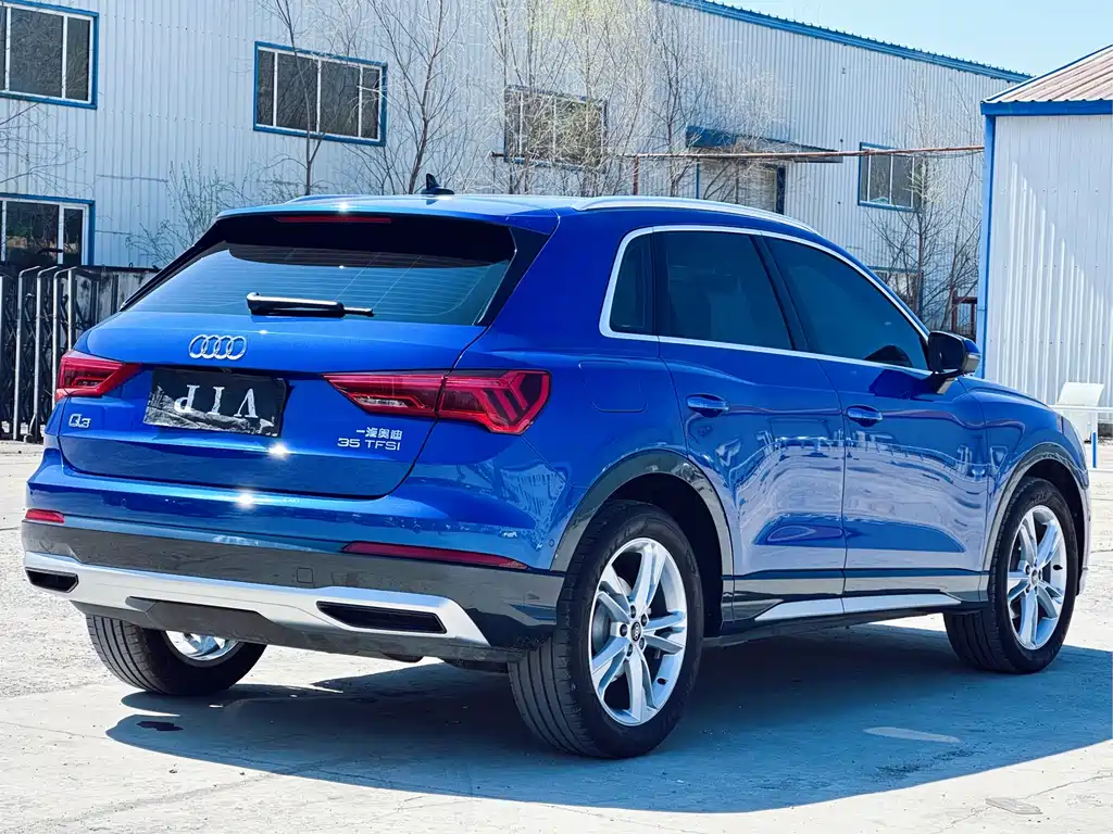 Audi Q3 2021 35 TFSI Fashion Elegance Edition