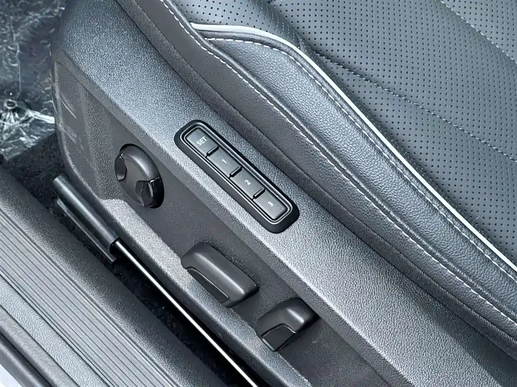 Passat 2026 Edition 380 TSI Longteng Edition