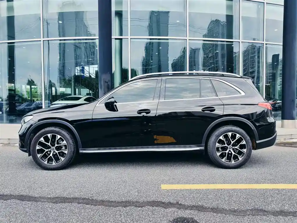 Mercedes-Benz GLC 2026 260 L 4MATIC Dynamic Edition