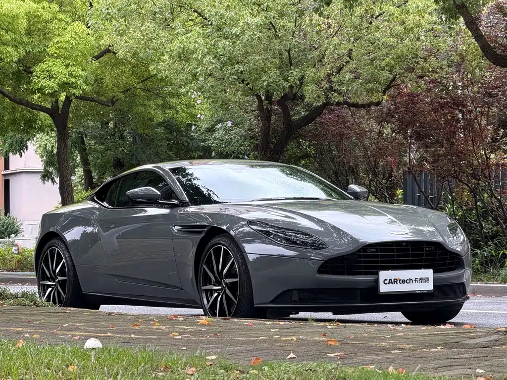 Aston Martin DB11 2022 Model 4.0T V8 Coupe