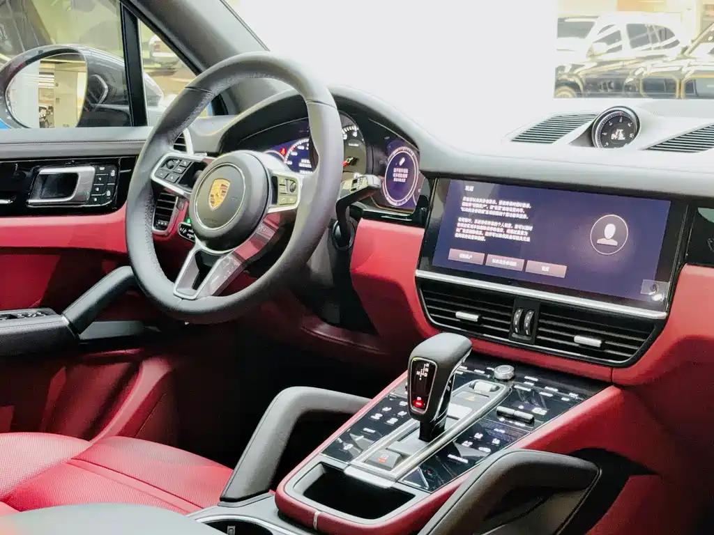 Cayenne 2022 Platinum Edition 3.0T