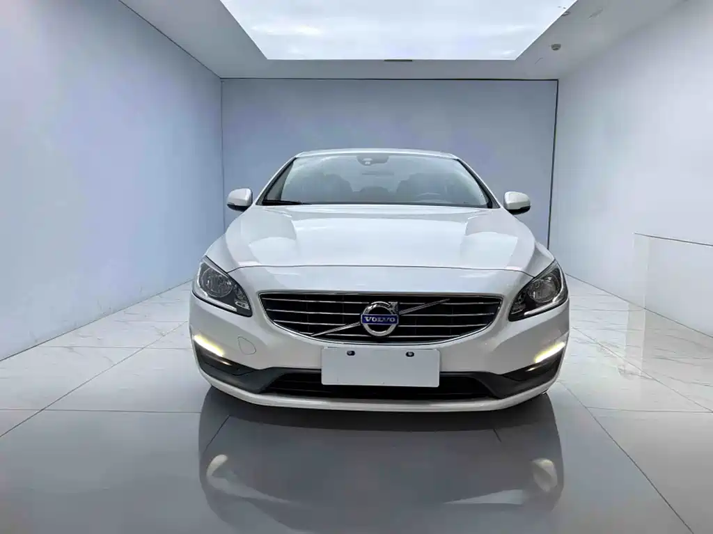 Volvo S60 2016 S60L T3 SmartDrive Edition