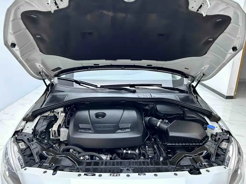 Volvo S60 2016 S60L T3 SmartDrive Edition