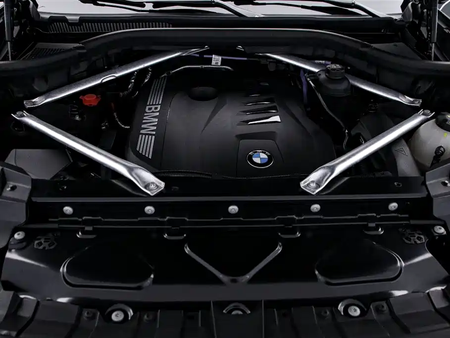 BMW X7 2023 xDrive40i Leading Luxury Package