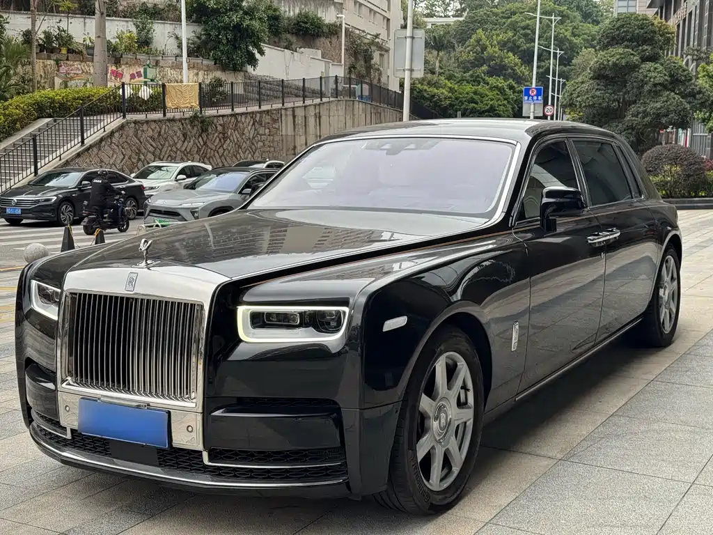 Phantom 2018 6.7T Long Wheelbase Edition