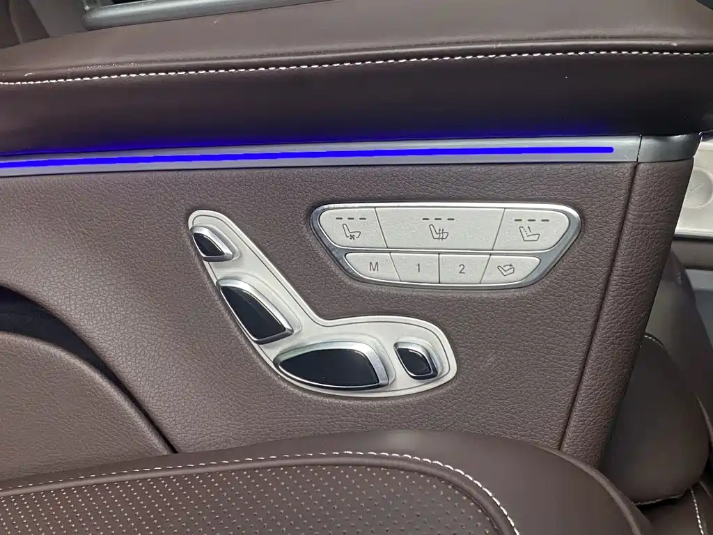 Mercedes-Benz V-Class 2024 300 L Long Wheelbase Luxury Edition