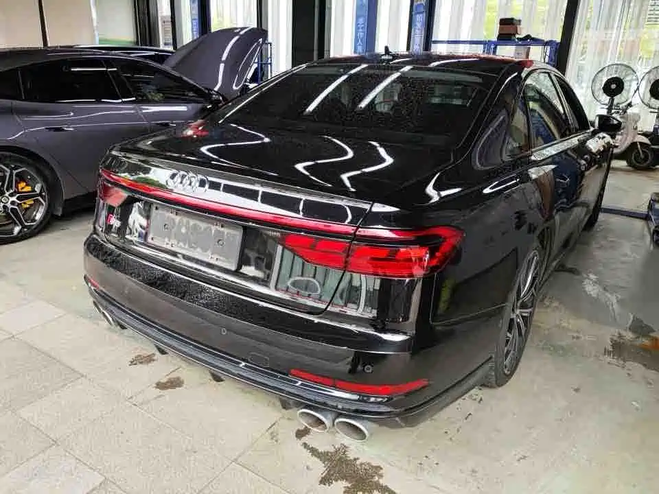 Audi S8 2021 model S8L 4.0 TFSI quattro