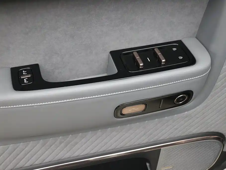 Jizhe MIX 2025 Edition Smart Driving Version