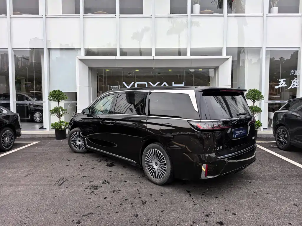 Dreamer 2025 PHEV All-Wheel Drive Flagship Kunpeng Edition