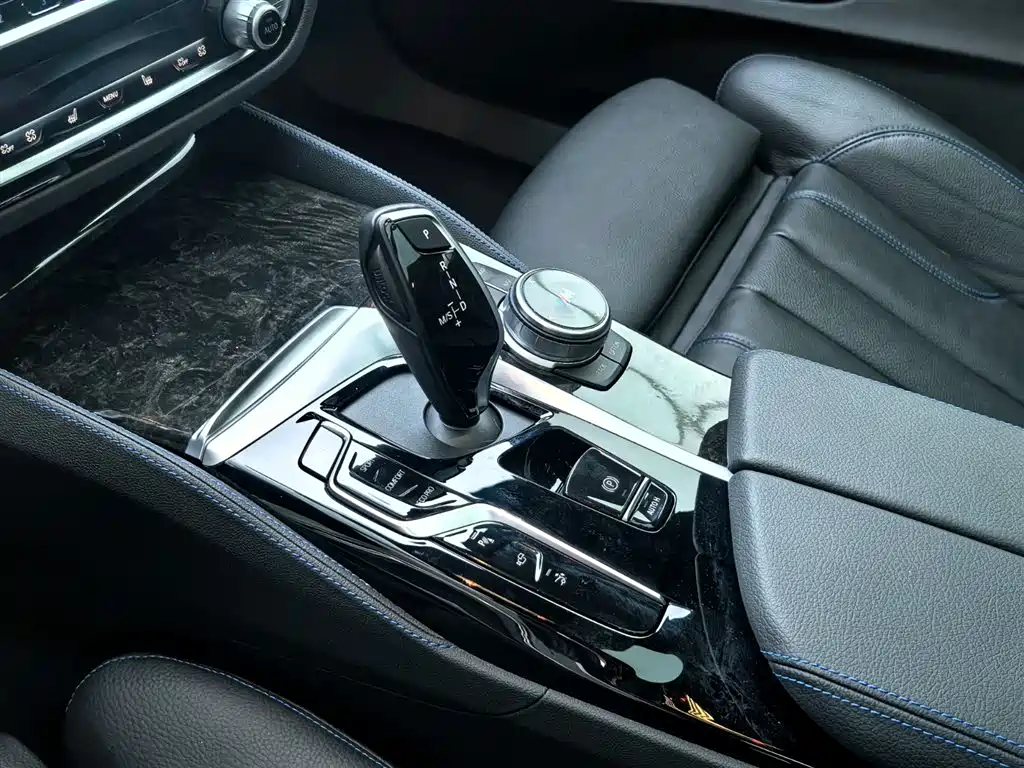 BMW 6 Series GT 2024 630i M Sport Line