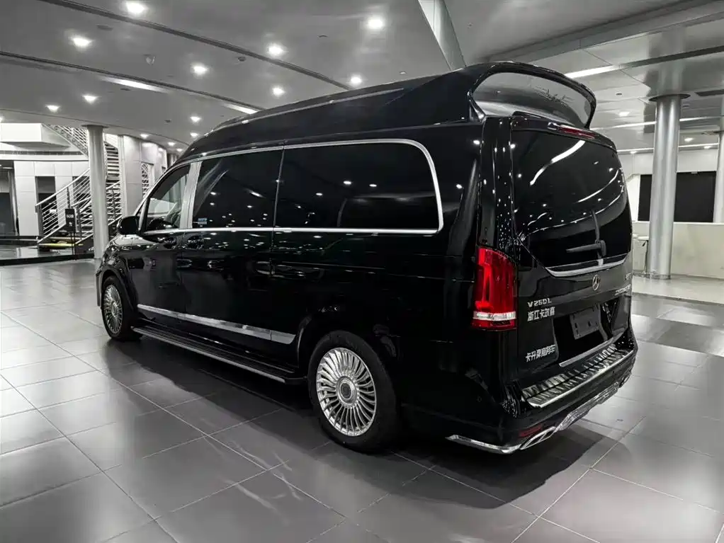 Volkswagen Viloran 2023 2.0T Business Edition 7-seater