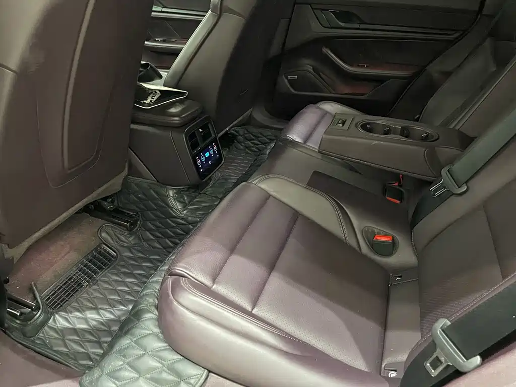 Taycan 2022 Facelift