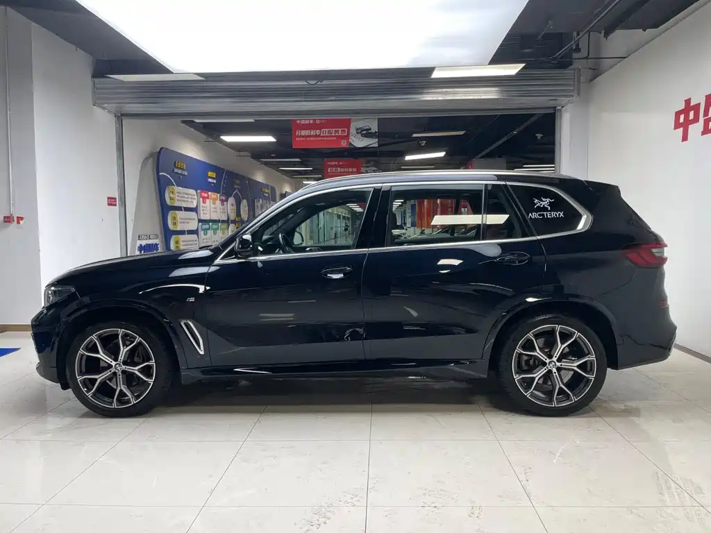 BMW X5 2022 Facelift xDrive 40Li M Sport Package