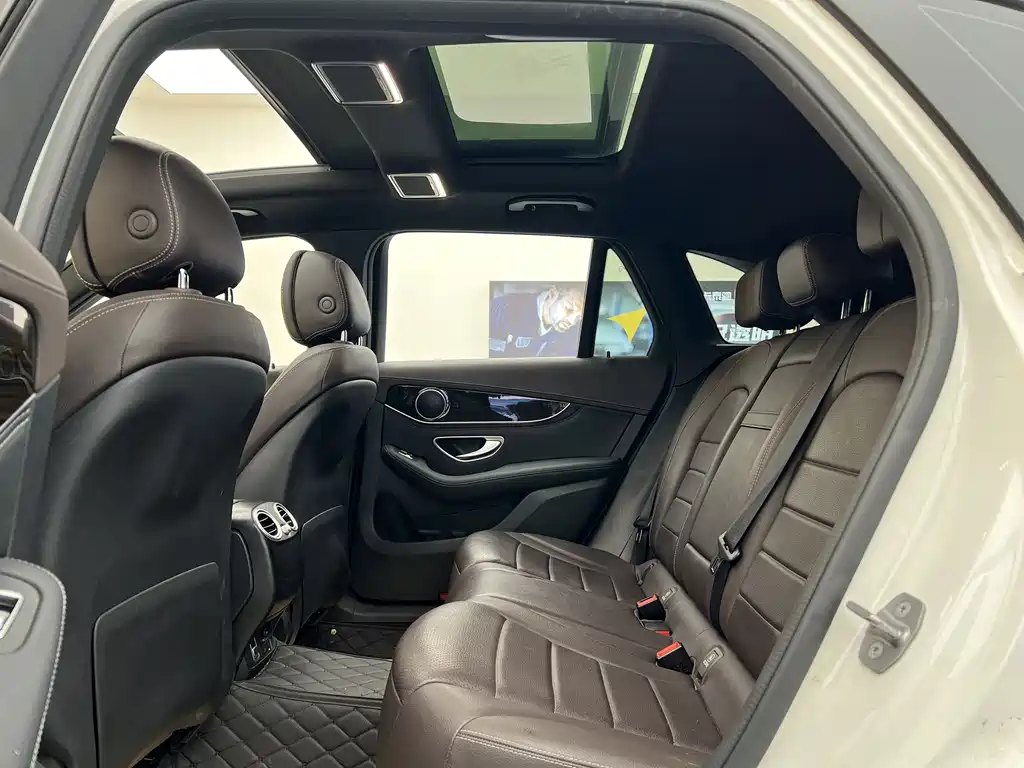 Mercedes GLC 2019 GLC 260 L 4MATIC Luxury Edition