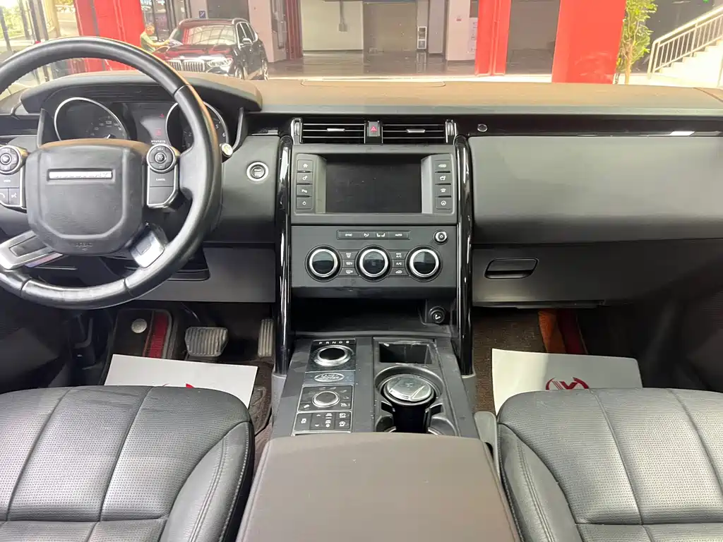Discovery 2017 3.0 SC V6 SE