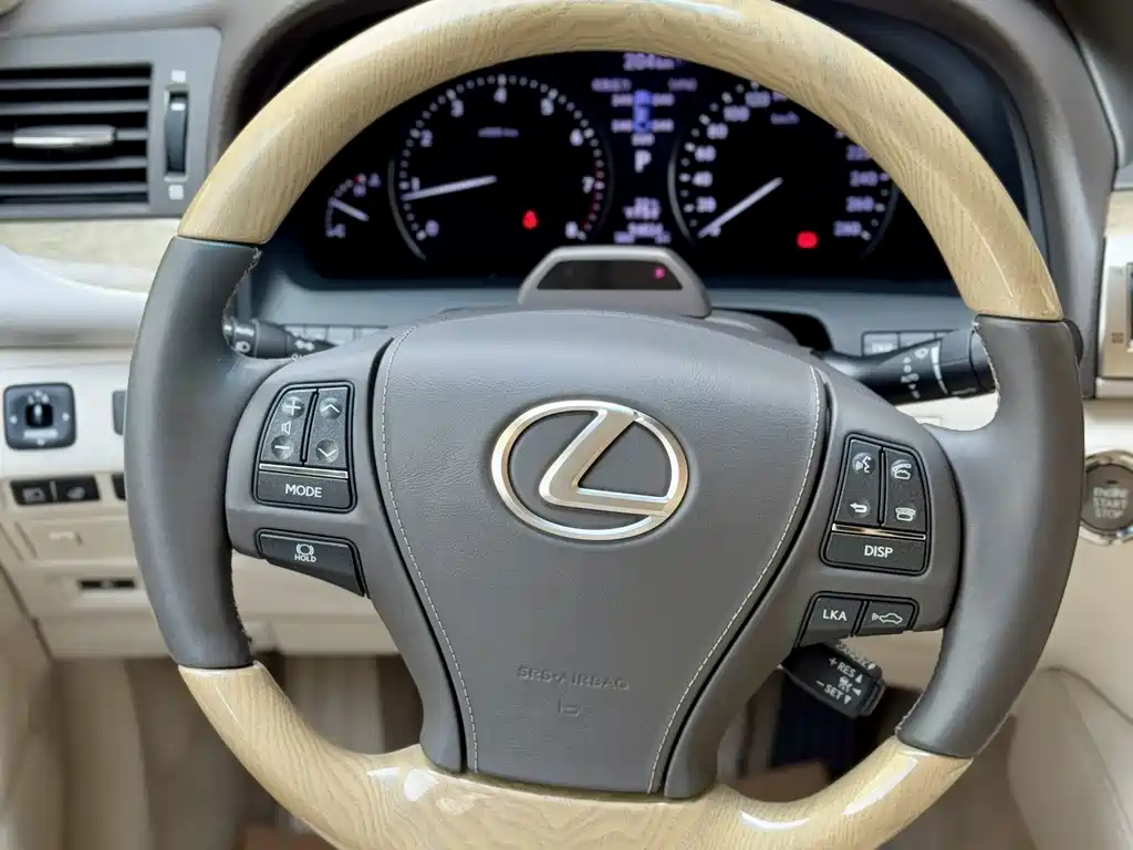 Lexus LS 2016 460L All-Wheel Drive Prestige Edition