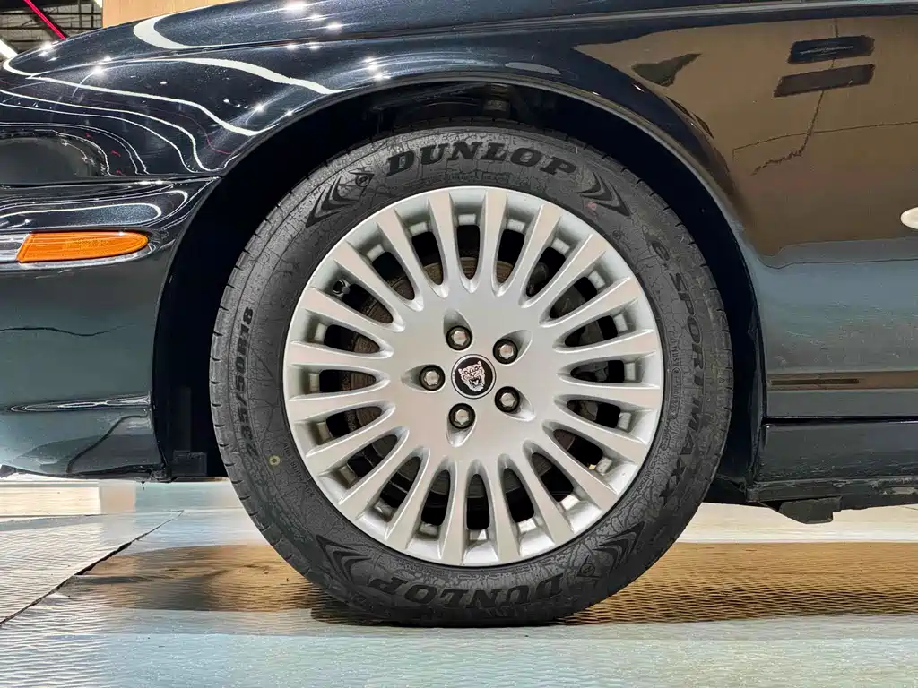 Jaguar XJ 2007 XJ8L 4.2 Royal Extended Edition