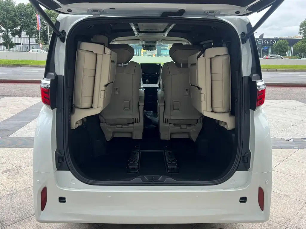 Alphard 2024 model Hybrid 2.5L Prestige Edition