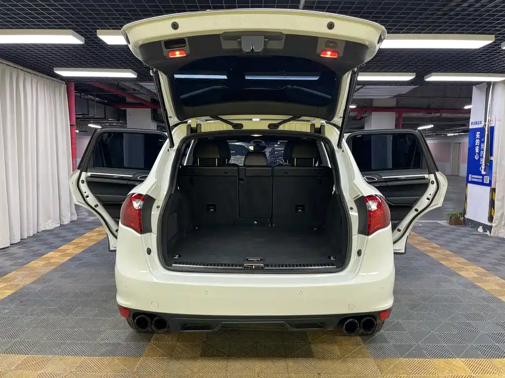 Cayenne 2011 3.0T