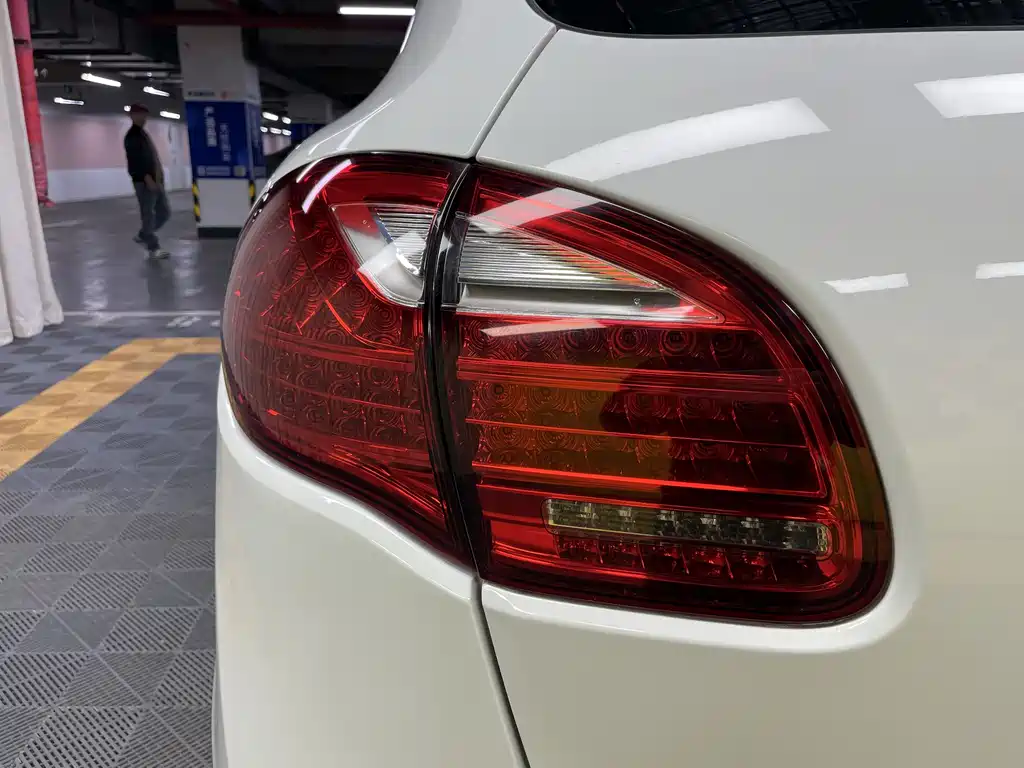 Cayenne 2011 3.0T