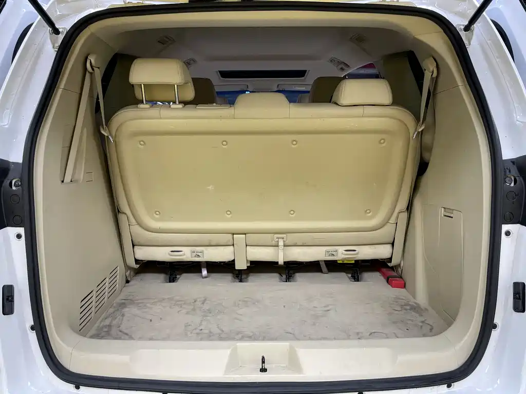 Buick GL8 2023 Luxury Edition