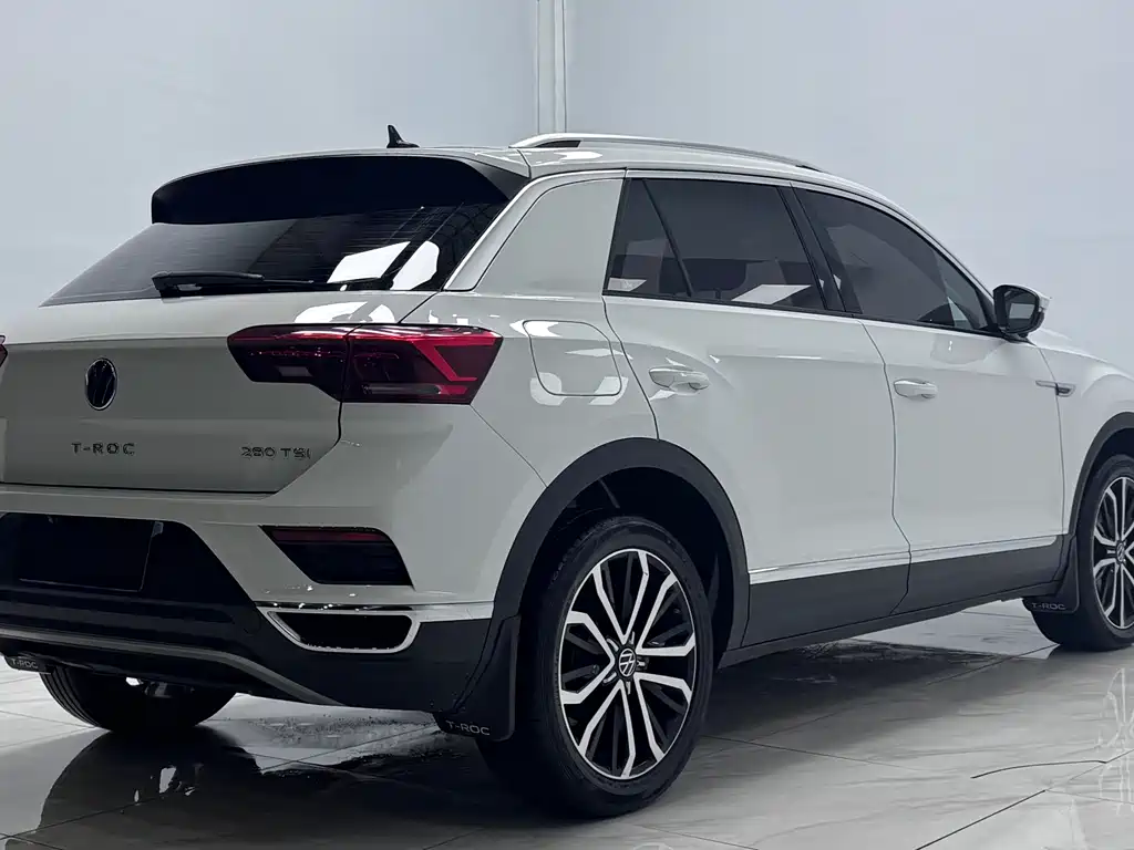 T-ROC 2021 280TSI DSG Two-Wheel Drive Comfort Smart Connect Edition