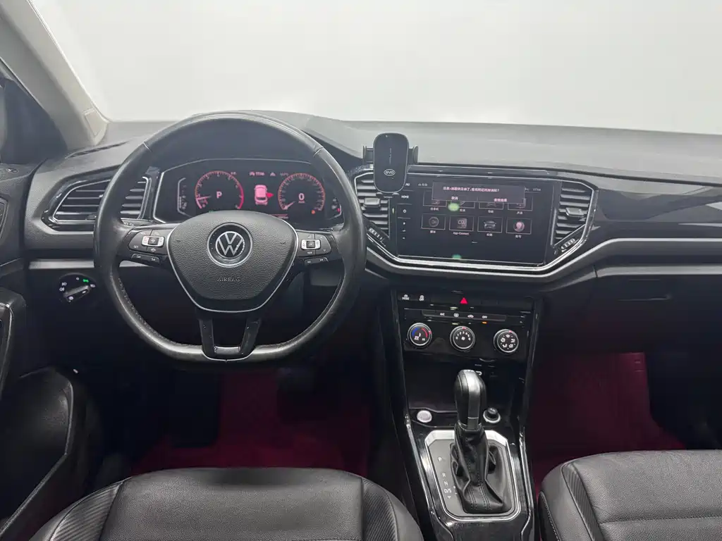 T-ROC 2021 280TSI DSG Two-Wheel Drive Comfort Smart Connect Edition