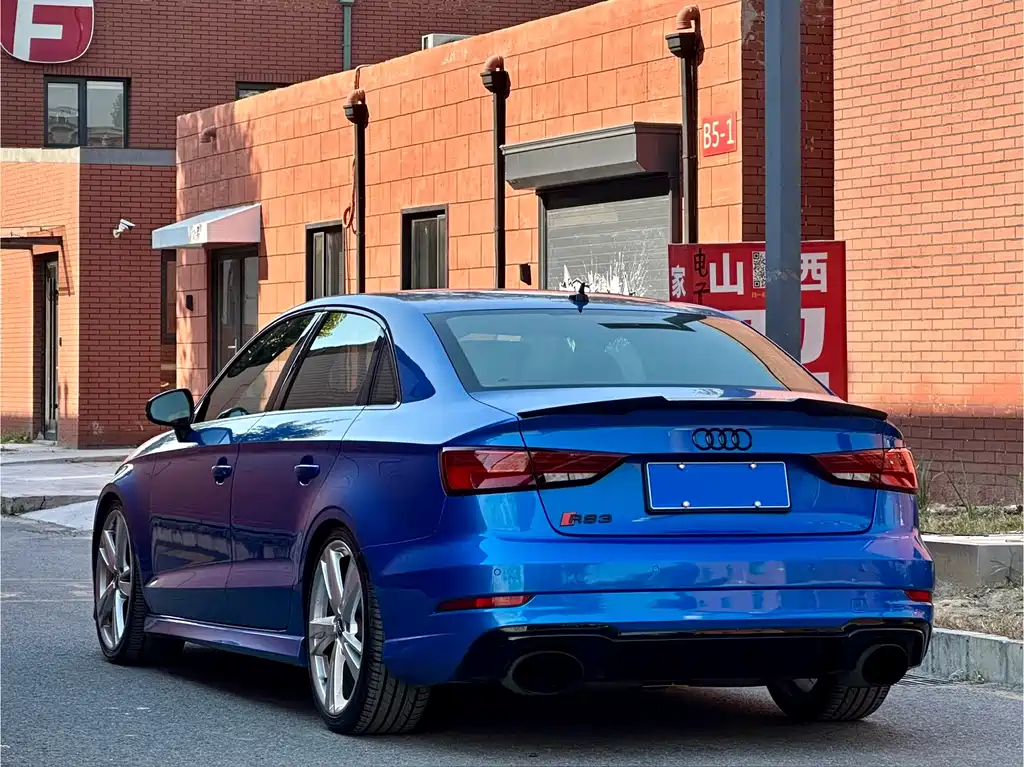 Audi RS 3 2017 model RS 3 2.5T Limousine
