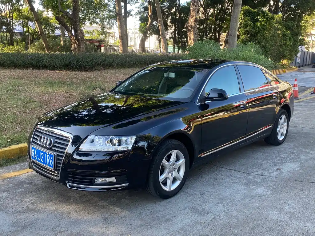 Audi A6L 2010 model 2.0 TFSI automatic standard edition