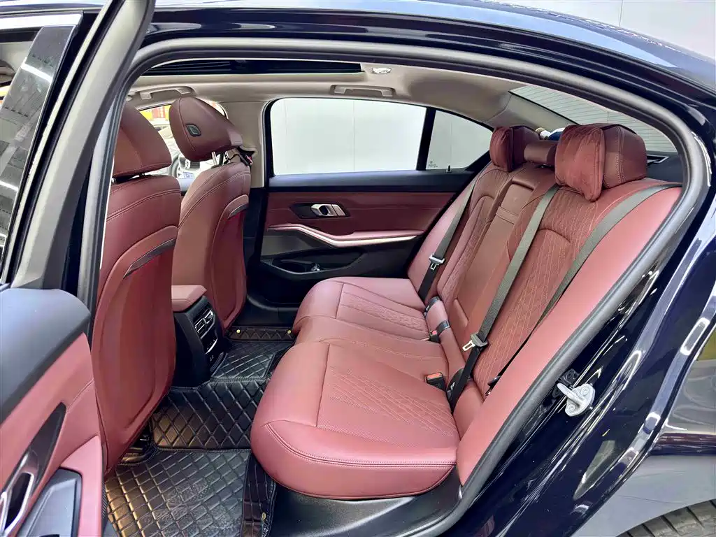 BMW 3 Series 2025 325Li M Sport Package